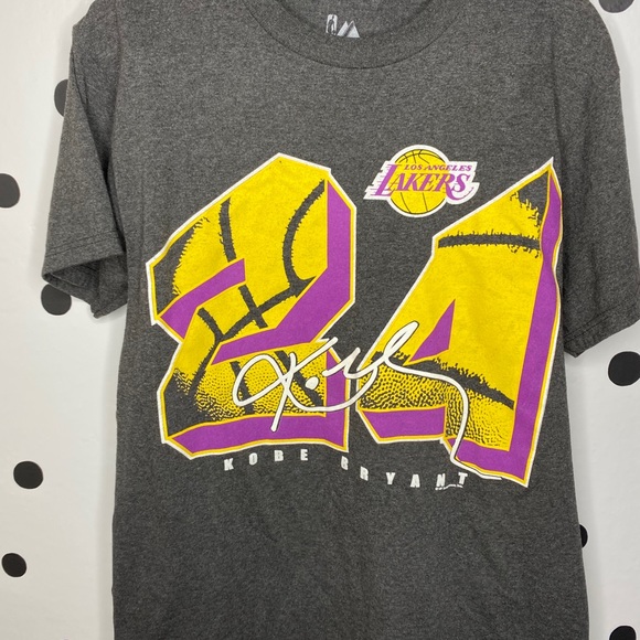 MAKE OFFER KOBE BRYANT SHIRT LAKERS #24 SIZE M - Picture 2 of 4